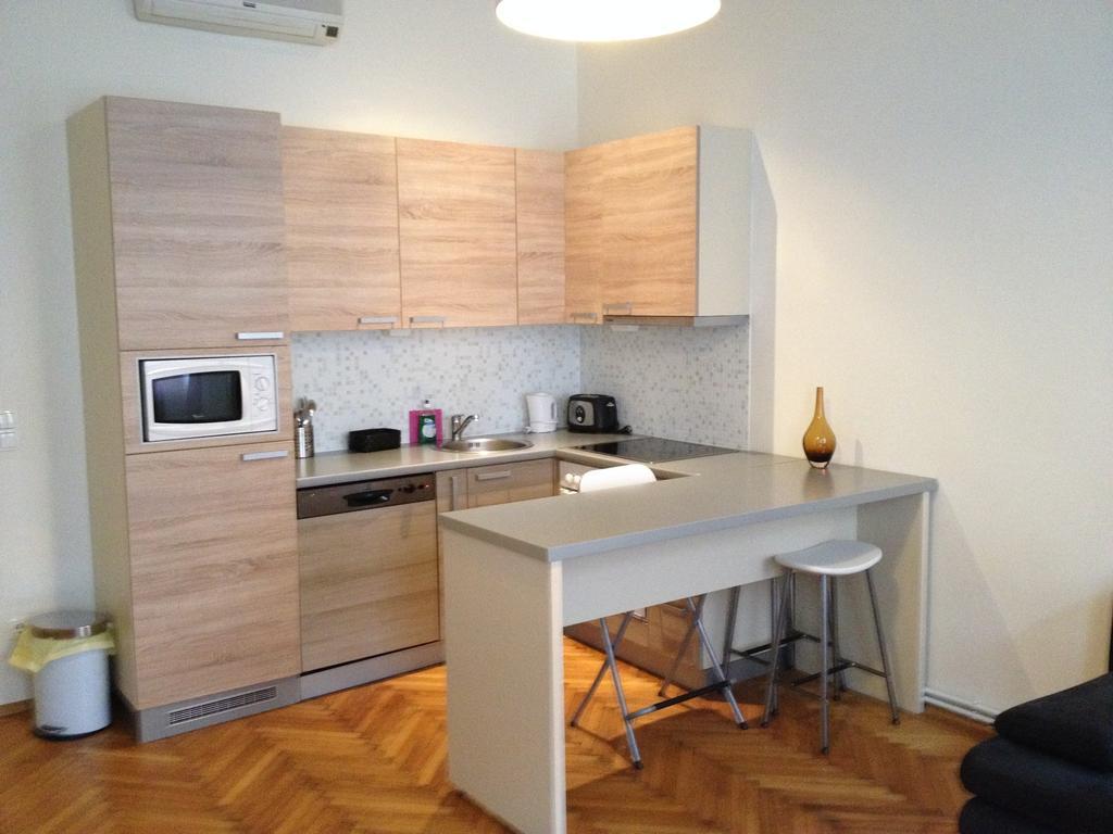 Debo Apartments Вена Номер фото